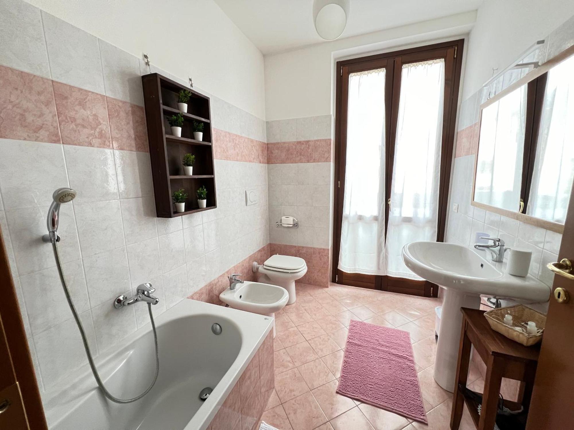Lake And River Feelings - Dervio Apartment Εξωτερικό φωτογραφία