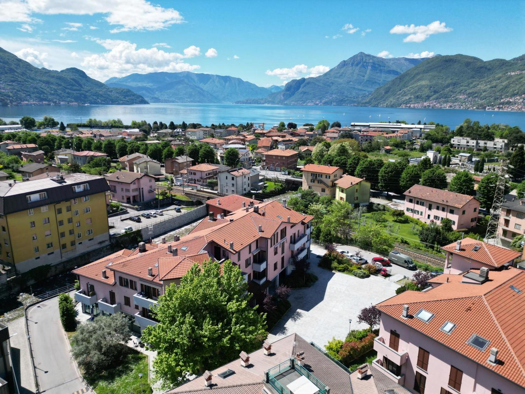 Lake And River Feelings - Dervio Apartment Εξωτερικό φωτογραφία