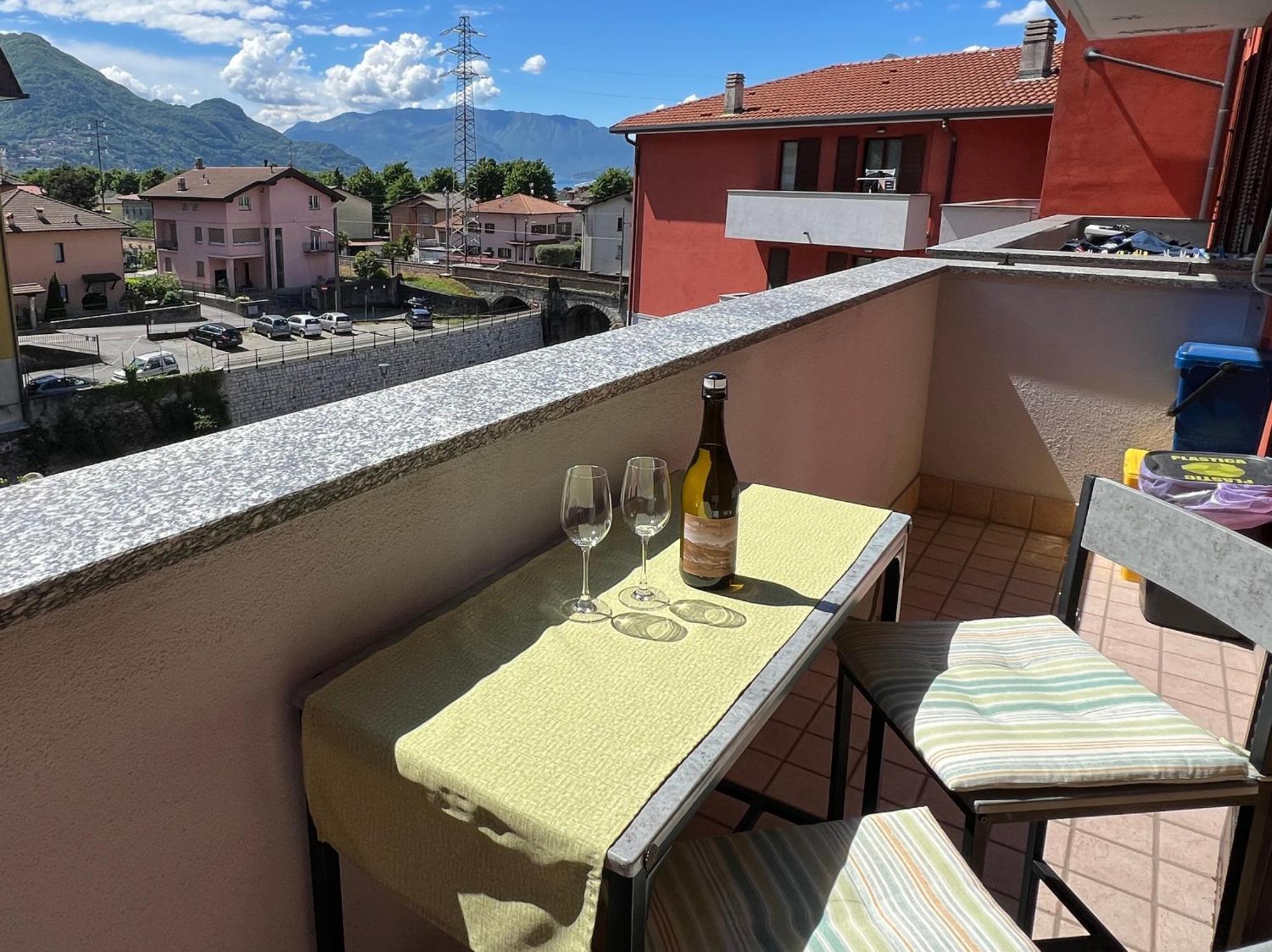 Lake And River Feelings - Dervio Apartment Εξωτερικό φωτογραφία
